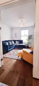 Stylish 3 Bedroom Townhouse in Brockley With Large Garden - Image 3