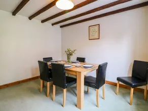 Cherry Tree Cottage - Image 3