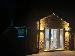 Jacuzzi Spa! Stunning Entire Guest House - Netflix - Image 5