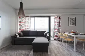 Seaside Downtown Apartment - Image 3
