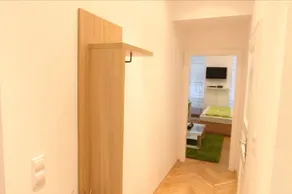 CheckVienna – Apartment Stumpergasse - Image 4