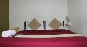 Hotel Saffron Inn - Image 4