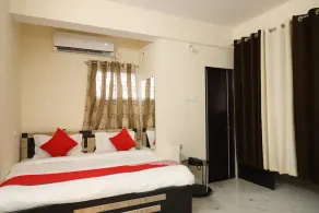 UK Villa By OYO Rooms - Image 2