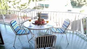 Suitur Apartment With Pool And Tennis Court - Image 2
