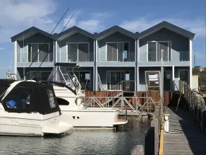 Marina View Chalets - Image 5