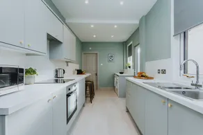 Brand New Townhouse In Rugby - Image 2