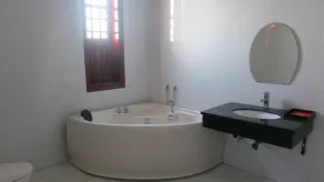 Gold Ninh Binh Hotel - Image 5