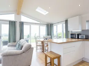 Nursery Lodge, 5 Horizon View - Image 2