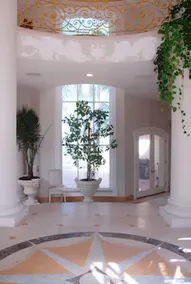 Stradella Court Mansion - Image 2