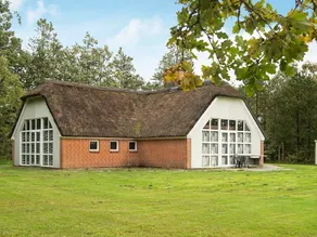 Charming Holiday Home in Nørre Nebel With Swimming Pool - Image 3