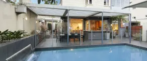 Lambert House - Image 4