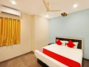 Capital O 23543 Hotel Vaishnavi - Image 3
