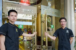 Luminous Viet Hotel - Image 4