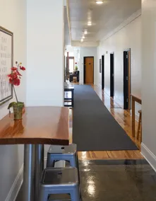 Scenic City Hostel - Image 2