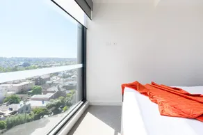 JUDD A Stylish Abode Awaits You - Image 3