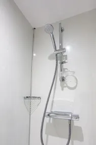 Luxurious Studios, NEWCASTLE UPON TYNE - SK - Image 2