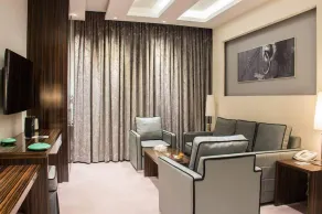 Talen Hotel - Image 4