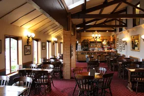 Town and Country Lodge - Image 2