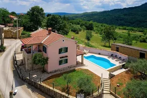 Haus Tone - Image 2
