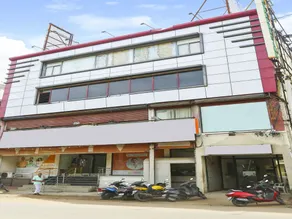 Travellers Inn By OYO Rooms - Image 4