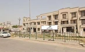 Hotel Paras by JK Rooms - Image 5
