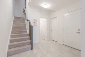 Superb Brand New Spacious Town Home - Image 4
