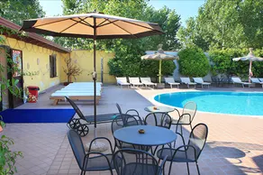 Venus Park Hotel - Image 4