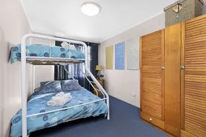 Sundowner Apartment 2, Take in the View - Image 2
