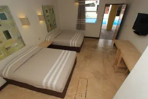 Hotel Plaza Tangolunda - Image 2