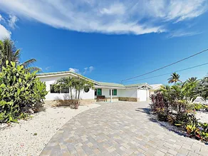 261 11th St Home - Image 3