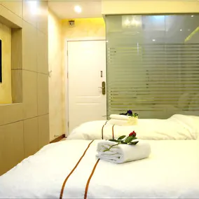 Century Fashion Hotel - Image 4