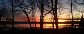 Maple Springs Lake Side Inn - Image 4