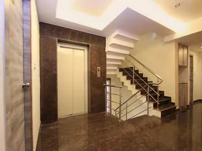 OYO 763 Donatella Suites - Image 4