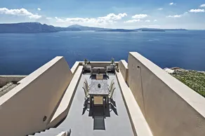 Lucky Homes - Oia - Image 3