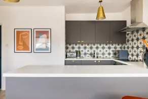 The West Hampstead Retreat - Modern Bright 1bdr Apartment - Image 2
