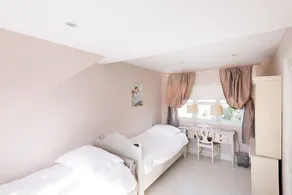 Elegant city centre 4 bedroom escape in popular Jericho - Image 4