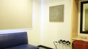 ZEN Rooms Ninoy Aquino Airport - Image 3