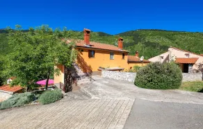 Stunning Apartment in Brsec With 1 Bedrooms and Wifi - Image 5