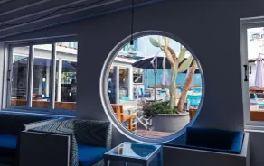 Nereus Hotel - Image 2
