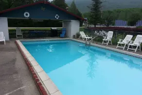 The Chalet Motel, A Travelodge by Wyndham - Image 2