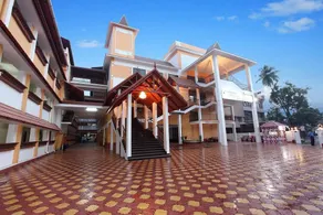 Hotel Rajavalsam - Image 5