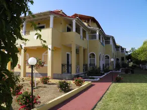 Studio in Corfou, With Pool Access, Balcony and Wifi - Image 3