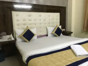 Hotel Aamantran Inn - Image 3
