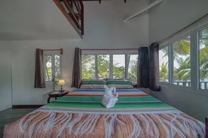Green Parrot Beach Houses & Resort Belize - Image 2