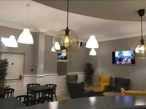 Glen Oaks Lodge - Image 2