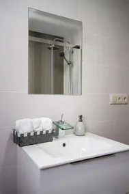 House - 3 Bedrooms with WiFi - 107748 - Image 2