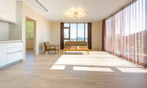 Cozy Hotel - Image 5
