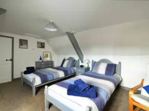 Apple Tree Cottage - Image 2