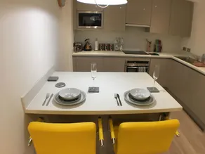 Victoria Street Apartments - Image 4