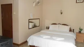 Viengnakhone Hotel - Image 2